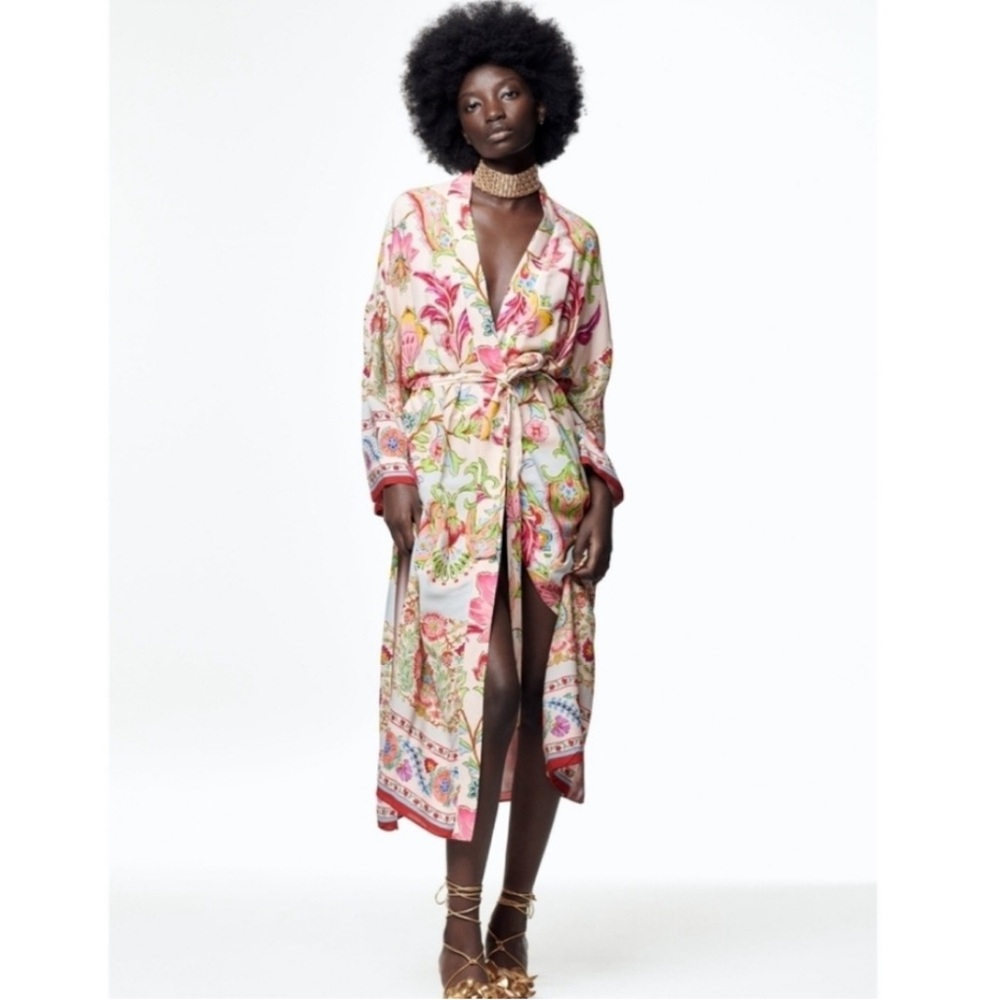 NWT Zara Floral Kimono Robe - Picture 4 of 16